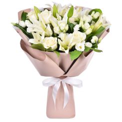 Bouquet of white lilies and eustoma 