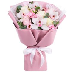 Bouquet of orchids, roses, eustoma 