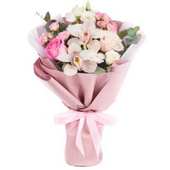 Charming bouquet of flowers to order