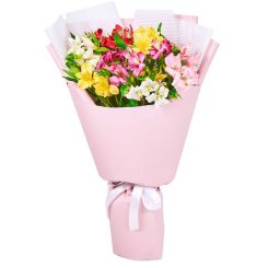 White, pink, yellow alstromerias in bouquet 