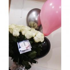 Композиция из белых роз 21шт